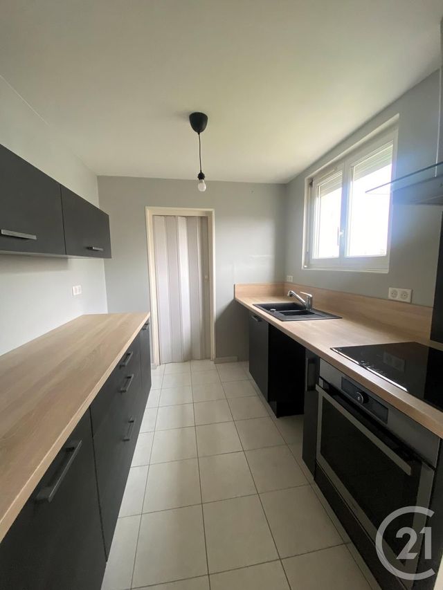 Appartement F4 à louer - 4 pièces - 80.6 m2 - ST JEAN DE BRAYE - 45 - CENTRE - Century 21 Premium