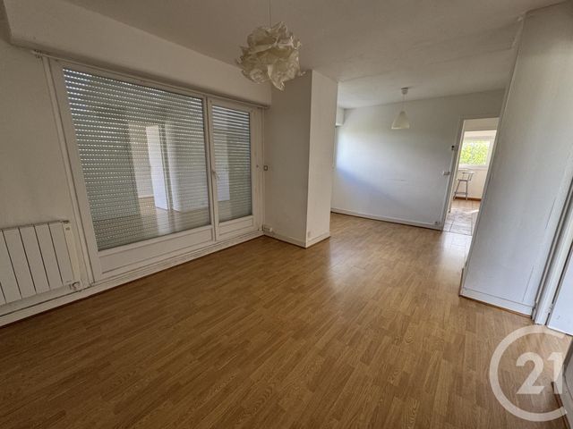 Appartement F2 à vendre ST JEAN DE BRAYE