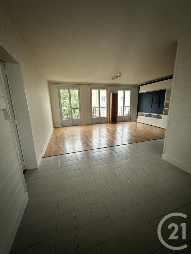 Appartement F4 à louer - 4 pièces - 81.85 m2 - ST JEAN DE BRAYE - 45 - CENTRE - Century 21 Premium